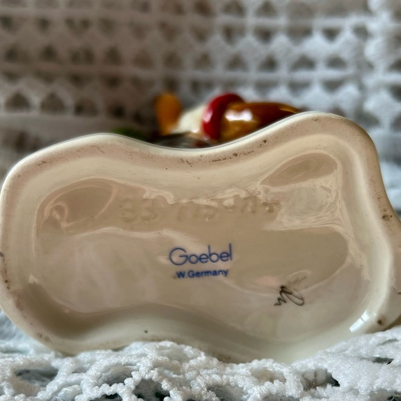 Goebel Rabbit Figurines - Picture 12 of 16